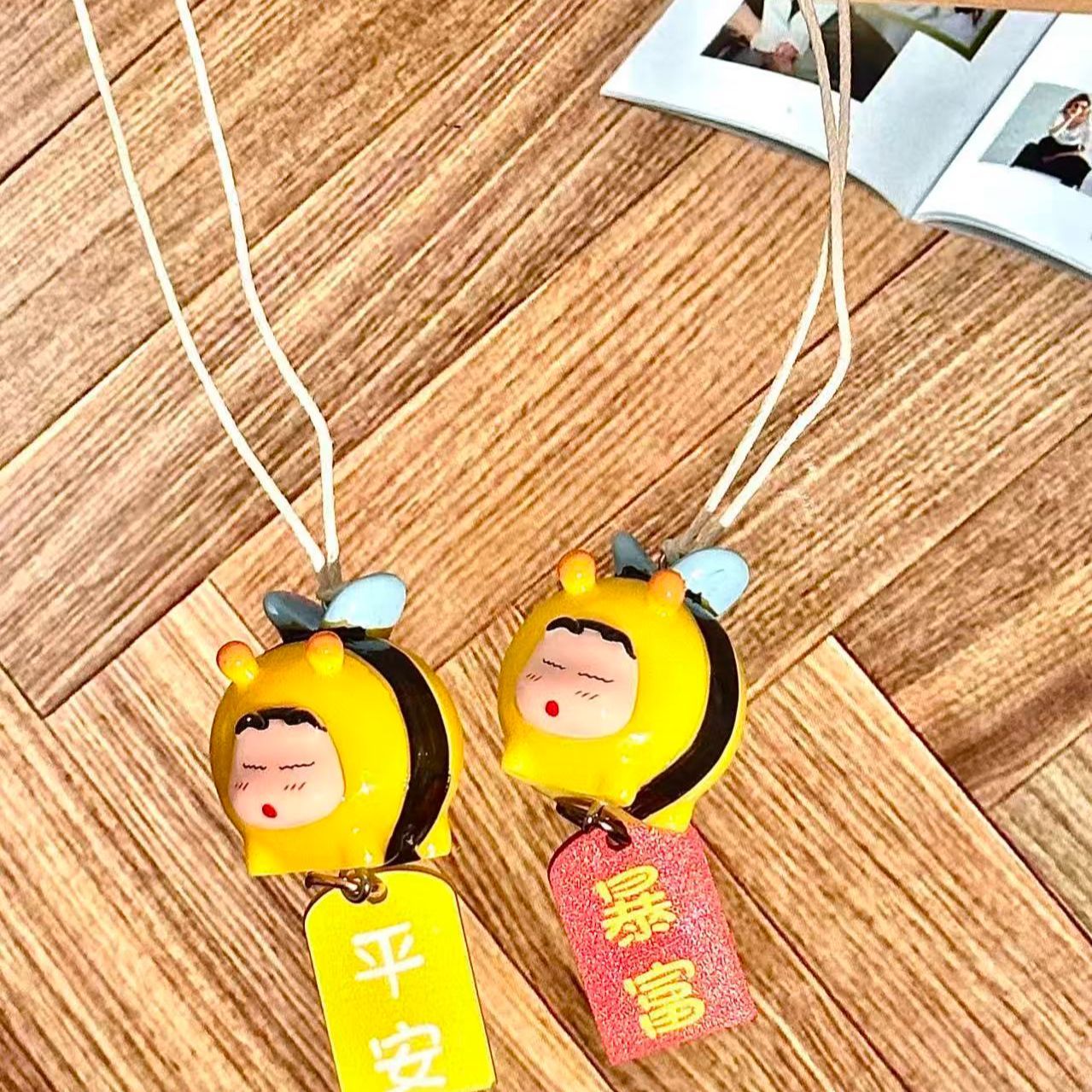 Crayon Shin-chan Bee Cosplay F - Car Accessories For Inside ulasan dan harga